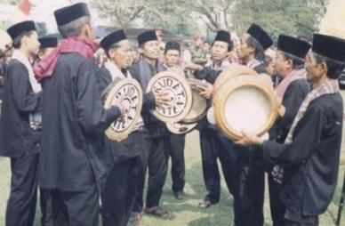 Tradisi Banten