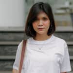 bersihkan baju putih kena noda saos