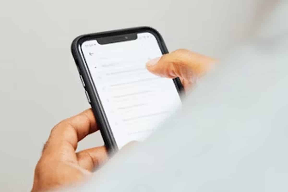 cara menyalin teks foto di Iphone