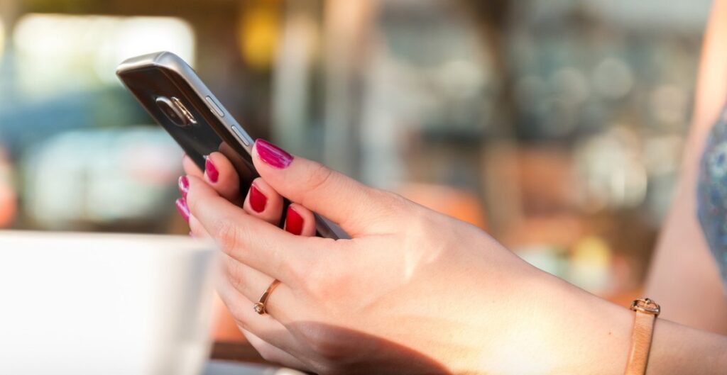 Yakin Hand Phone Anda Tidak Disadap?