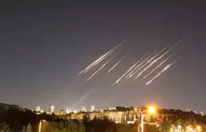 Galilea Diguyur Hujan Roket, 300 Rumah Warga Israel Hancur!