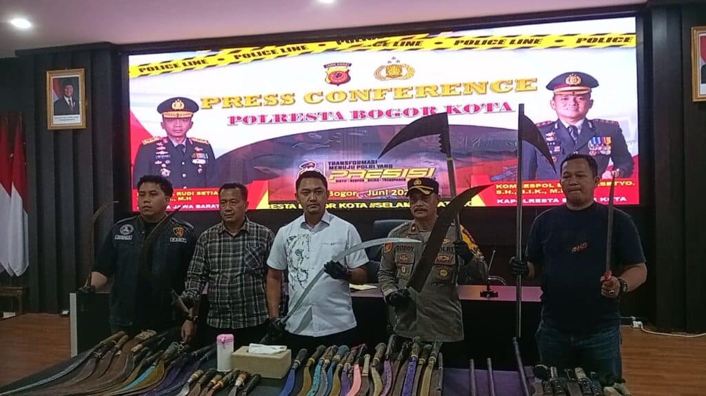 Tawuran Remaja Marak di Bogor, Polisi Bongkar 11 Kasus: Sajam Dibeli Online