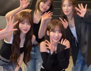 ‘FEARLESS’ Jadi MV Kedua LE SSERAFIM yang Tembus 200 Juta Penayangan di YouTube