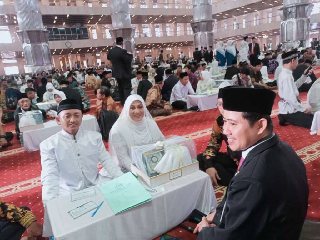 Ratusan Calon Pengantin Ramaikan Nikah Massal di Masjid Istiqlal