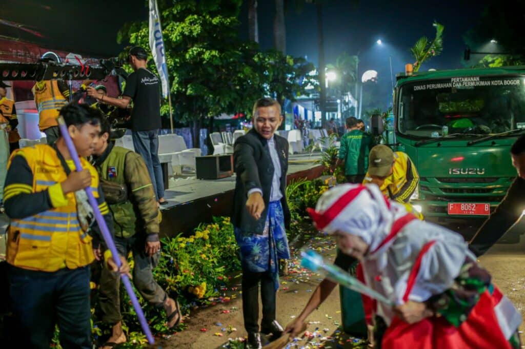 Seruan Jaga Lingkungan Menggema di Tengah Kemeriahan Helaran HJB ke-543