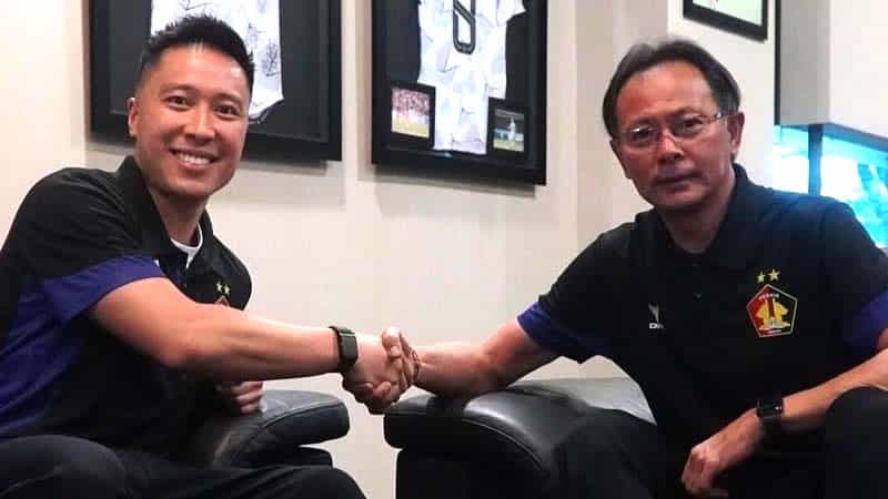 pelatih persik kediir