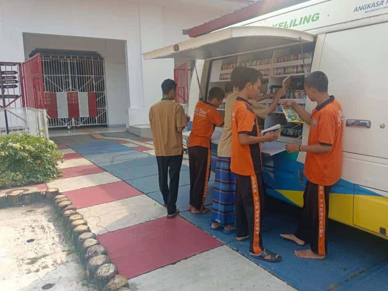 Warga Binaan Juga Perlu Asupan Bacaan