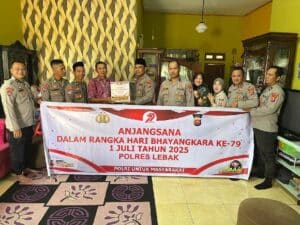 Rayakan Hari Bhayangkara, Polres Lebak Anjangsana ke Purnawirawan Polri dan Warakawuri