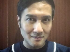 Profil Aldi Bragi: Musisi, Ayah Tangguh, dan Ikon Musik Pop Indonesia