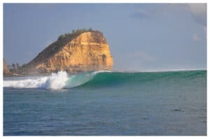 Menjelajah Pantai Gerupuk: Spot Surfing Terbaik di Lombok