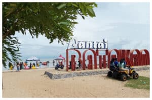 Pantai Batakan: Wisata Lengkap dengan Pegunungan, Laut dan Sejarah