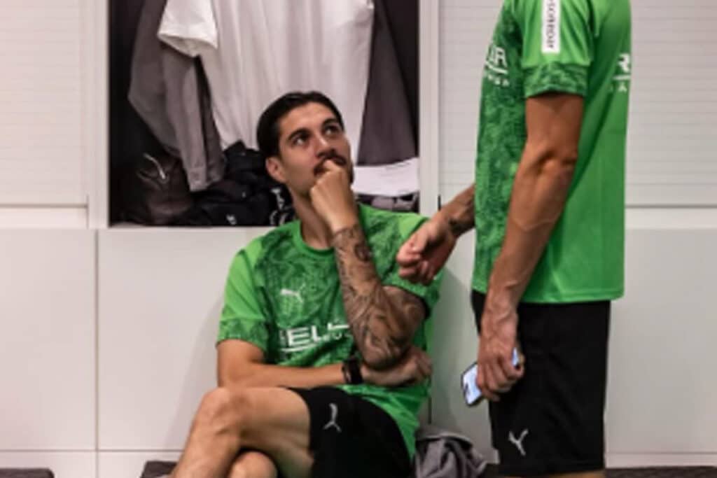 Klubnya Kevin Diks Pecat Pelatih, Ini Alasan Monchengladbach Depak Seoane