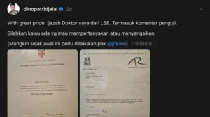 Dino Patti Djalal Pamer Ijazah S3, Sindir Isu Ijazah Palsu Jokowi