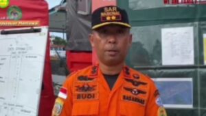 Operasi SAR Hari Kedua Kapal Terbalik di Selat Sipora Mentawai, 11 Korban Ditemukan Termasuk Anggota DPRD