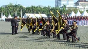 Prabowo Anugerahkan Tanda Kehormatan Nugraha Sakanti kepada 7 Satuan Kerja Polri