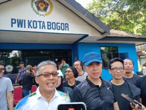 PWI Kota Bogor Kompak Berolahraga, Wali Kota Dedie: Ini Gerakan Positif yang Harus Dicontoh