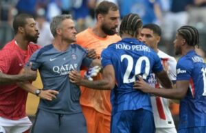 PSG Kalah, Pelatih Luis Enrique Cekik Pemain Chelsea Joao Pedro?