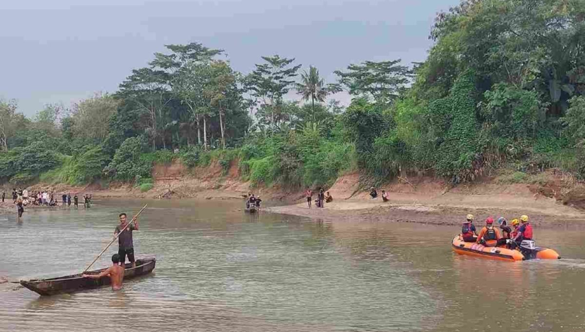 pencarian remaja hilang di Sungai Cijolang Kota Banjar