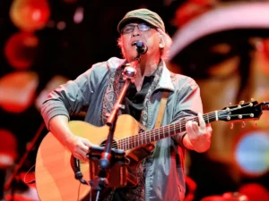 Gratis! Iwan Fals Guncang Monas Malam Ini, Meriahkan HUT ke-79 Bhayangkara