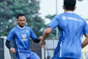 Link Live Streaming Piala Presiden Persib vs Port FC, 6 Juli 2025