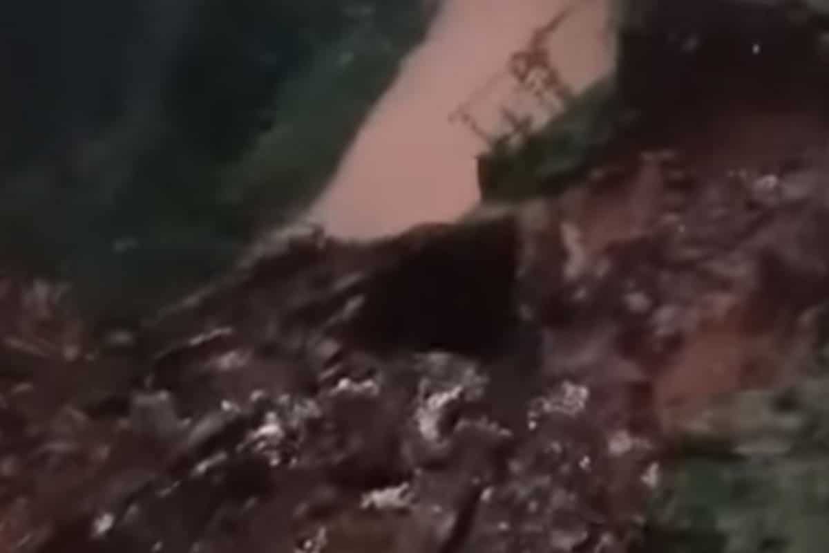 longsor kawasan puncak