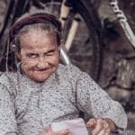 nenek penjual pisang