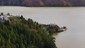 Danau Toba Viral: Kejernihan Terganti Kekeruhan, Netizen Soroti Penyebabnya!