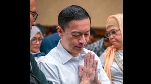 Eks Penyidik KPK Duga Hakim Beri Vonis Ringan agar Tom Lembong Tak Banding