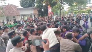 Terekam Kamera, Satpol PP Bogor Akui Ada Anggotanya Lakukan Pemukulan