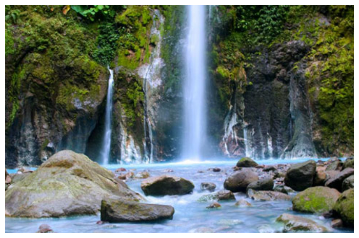 5 Tempat Wisata Air di Sukabumi, Sejuk Melepas Penat 6 AIR TERJUN DUA WARNA