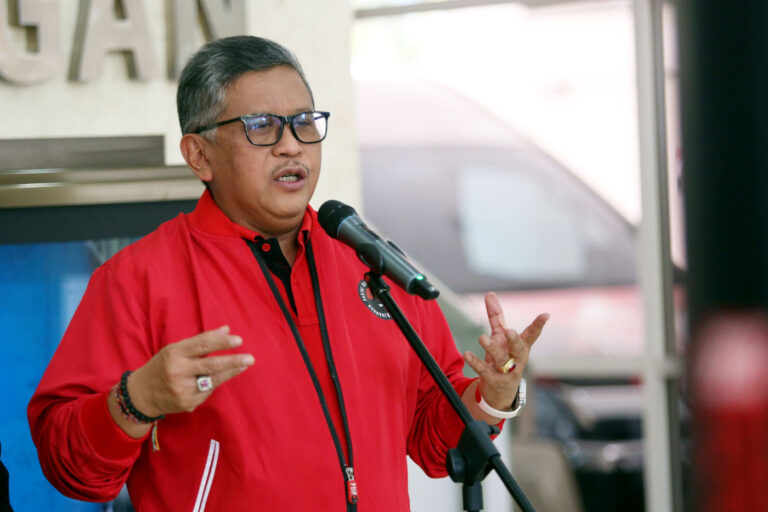 Hasto Sentil Rupiah Melemah dan Korupsi di Momen Peringatan Bung Karno 5 Apa itu Amnesti yang Hasto Kristiyanto dapatkan dari Presiden Prabowo?