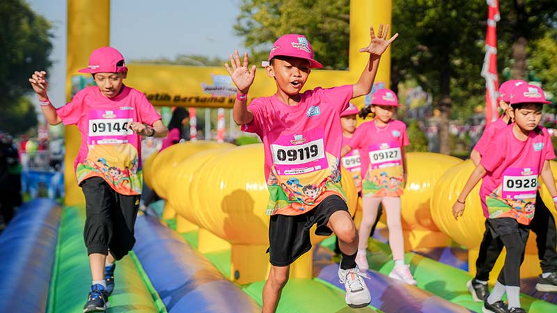 Ribuan Anak Surabaya Adu Cepat di Arena KUN Kid Marathon 2025 di Lapangan Kodam V Brawijaya Surabaya 2 LOF KUN Indonesia2