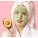 6 Bahan Alami yang Bisa Dijadikan Masker Wajah, Kulit Jadi Lebih Cerah dan Sehat