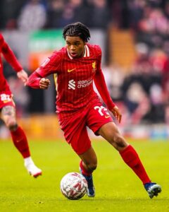 Mengenal Rio Ngumoha, Bintang Muda Liverpool yang Disebut Calon Ballon d’Or