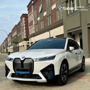 Sensasi BMW iX, Desain Futuristik dan Interior Mewah