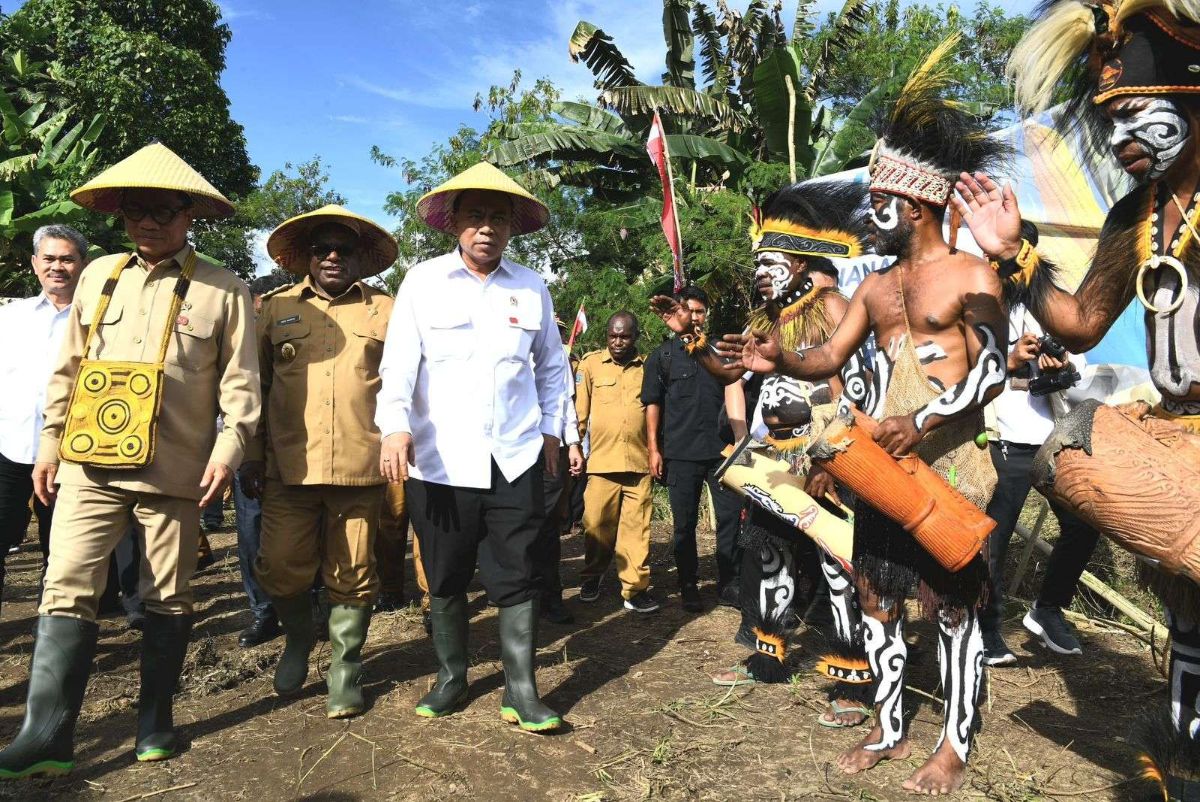 Budi Arie Setiadi kopdes