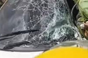 Pelajar Tewas dalam Insiden Mobil Tertabrak Kereta di Padang