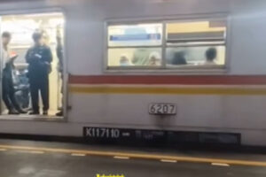 Viral Video Situasi Stasiun Usai Gempa Bekasi, Perjalanan KRL Sempat Tertunda