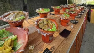 Berakhir Pekan di Puncak, Cafe Mulih Ka Uwa Tawarkan Suasana Keluarga