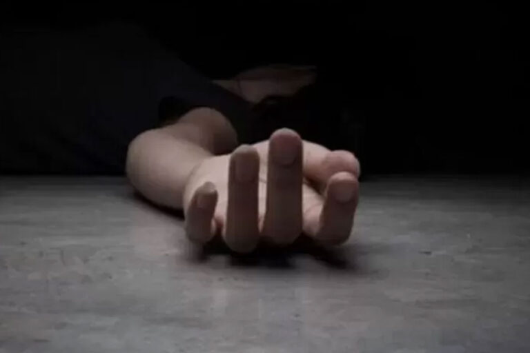 wanita muda di tegal tewas bersimbah darah