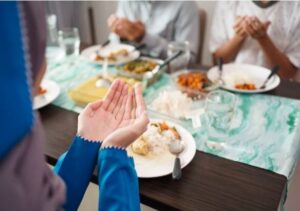 Lengkap! Niat Puasa Qadha dalam Bahasa Arab, Latin, dan Artinya