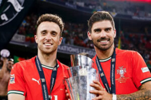 Tak Dipensiunkan, Ruben Neves Warisi Nomor Diogo Jota
