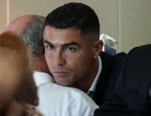 Cristiano Ronaldo Menangis Saat Upacara Penghormatan Diogo Jota