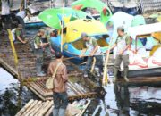 Kodim 0611 Garut Kerahkan 50 Rakit Bersihkan Situ Bagendit, Aksi Spektakuler Selamatkan Ikon Wisata!