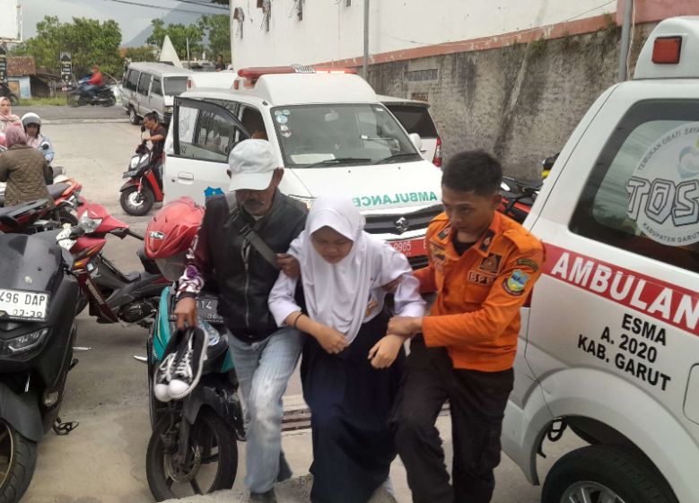 Puluhan siswa SMP di Kadungora, Garut keracunan