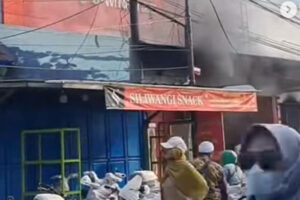 Kebakaran Showroom Sepeda Listrik di Bekasi, Diduga Korsleting