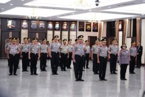 Komisi III DPR: Polri Harus Tetap di Bawah Presiden!