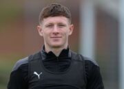 Inilah Alasan Elliot Anderson Jadi Sorotan Premier League di Usia 22 Tahun