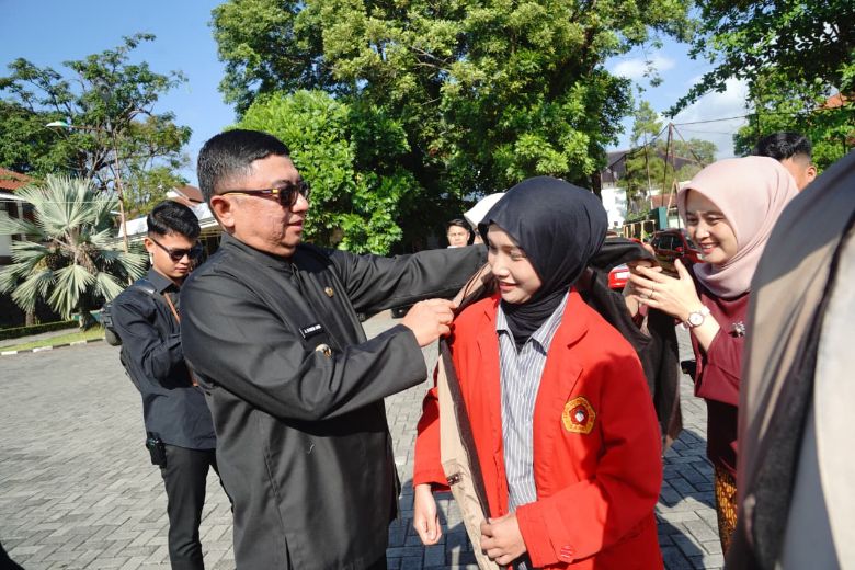 Bupati Garut Abdusy Syakur Amin