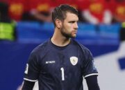 Dari Dallas ke Amsterdam: Kiper Andalan Timnas Indonesia, Maarten Paes, Resmi Diikat Ajax Amsterdam